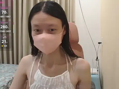 Lil-Cherries online show from November 26, 11:22 am