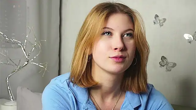 YvonneBou online show from November 28, 7:50 pm