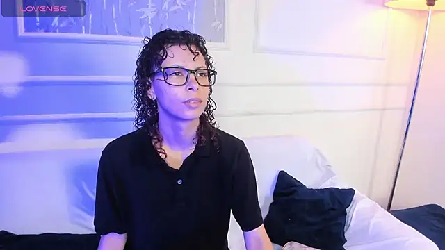 AliceMadnes online show from March 30, 4:17 pm