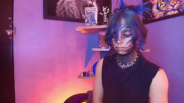 luxiel  online show from February 12, 12:01 am