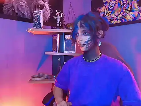 luxiel  online show from February 10, 11:52 pm