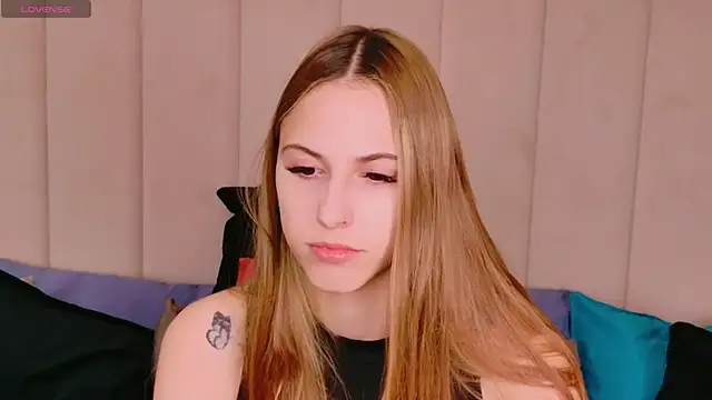 AriaBe11 online show from November 18, 6:03 am