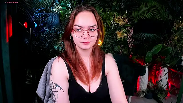 Lily  Evans online show from November 25, 4:14 am