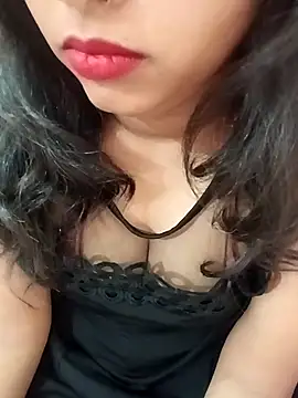 Sexy Divya   online show from November 29, 9:35 am