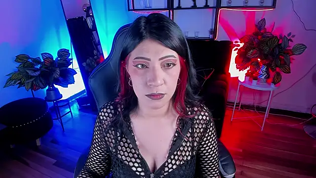Halley Ravenn online show from July 22, 9:49 pm