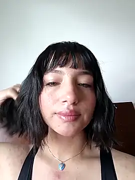 Luna juicy online show from December 1, 3:48 pm