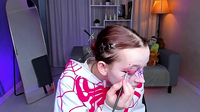 LauraKelley online show from November 12, 9:29 am