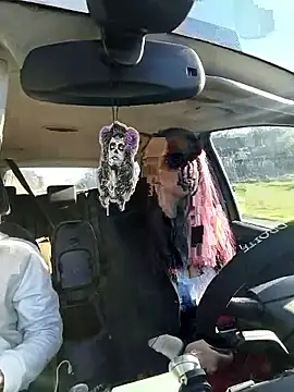 MickNanaa online show from November 27, 10:18 am