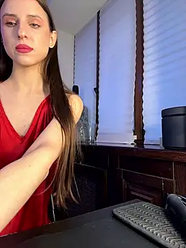 yourselenaa online show from January 8, 1:15 pm