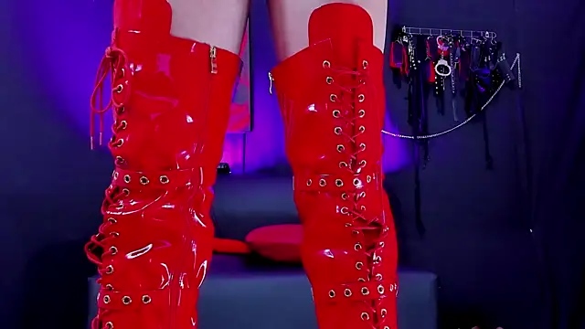 MartinaStones online show from May 16, 12:13 am