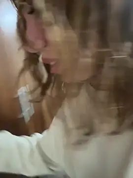 latinahorny11 online show from February 17, 6:46 am