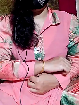 HotGirl23231 online show from March 18, 6:46 pm