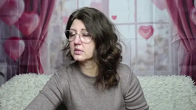 RoseHille online show from February 28, 6:02 am