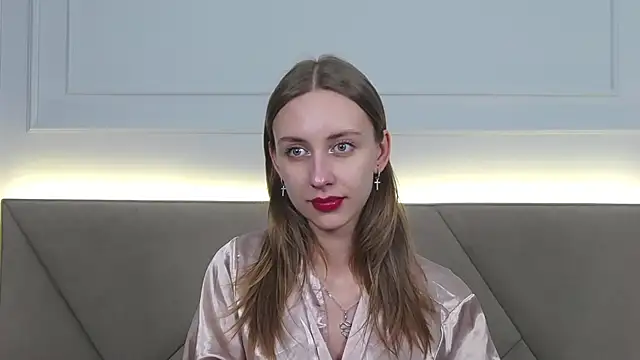 RachaelCute online show from December 3, 6:27 am