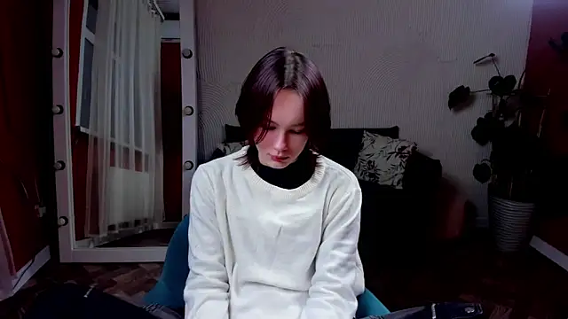 Annie Way online show from November 24, 1:02 pm