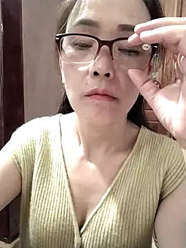 Feeling-hot online show from November 19, 8:25 am