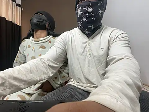 avnikaur online show from November 29, 7:56 am