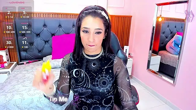 DENIS DALLAS online show from February 28, 7:35 pm