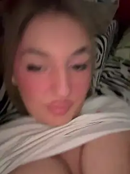 Marisaaasss online show from January 12, 1:27 pm