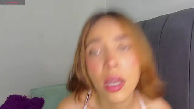 Evelin888 online show from July 9, 6:21 pm