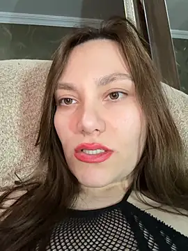 itsmeAlarann online show from April 16, 9:39 pm