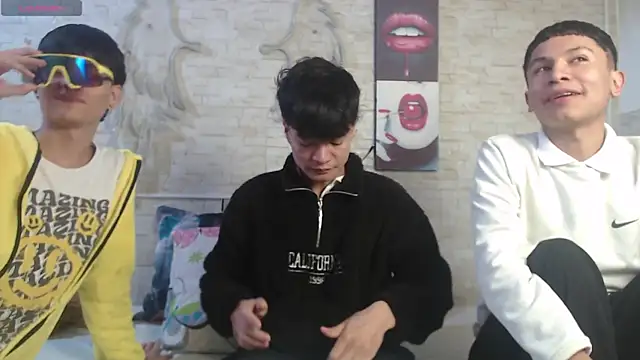 axel milo kairo and noa online show from January 12, 10:20 am