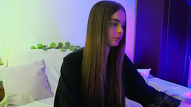 AlicaLOVEalisa777 online show from December 21, 3:49 pm