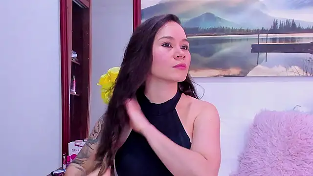 Aurora Real online show from February 16, 7:03 pm