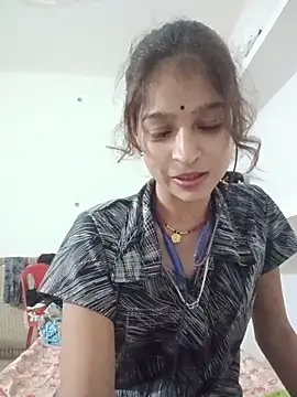 Mohnicute online show from May 23, 7:56 pm