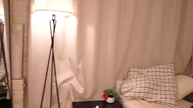 Love audirs6 online show from February 7, 3:38 pm