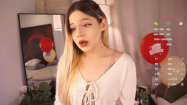 Love audirs6 online show from March 8, 1:15 pm