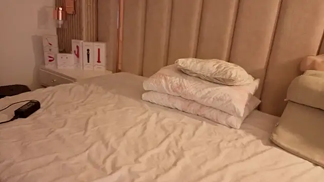 Iamnyxy online show from March 17, 11:36 am