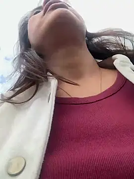 valeria absurdah online show from February 18, 8:41 pm