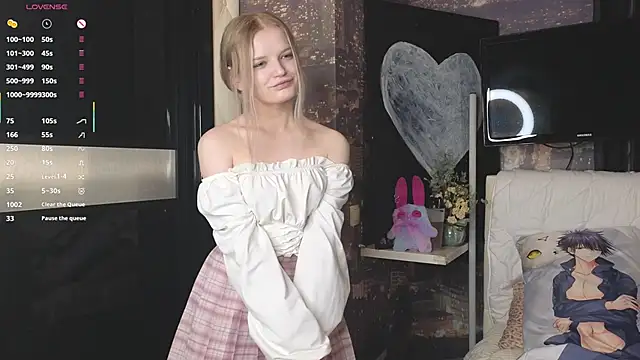 MicheleHonas online show from November 16, 8:31 pm