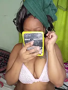 NayraMoon  online show from December 4, 6:19 pm