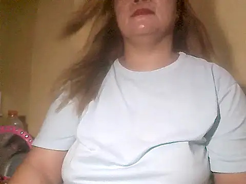 loriepinay46 online show from April 11, 10:30 am