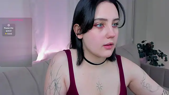 hey tessa online show from January 15, 11:27 am