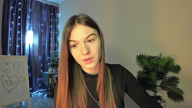 luna lust 212 online show from February 16, 4:12 am