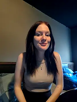 Lilly hase online show from November 24, 10:50 am