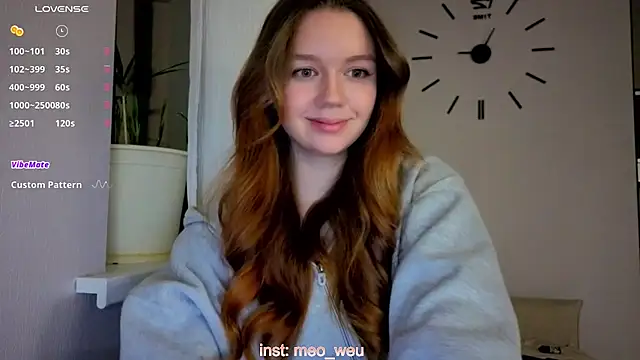 me liss online show from November 16, 12:01 am