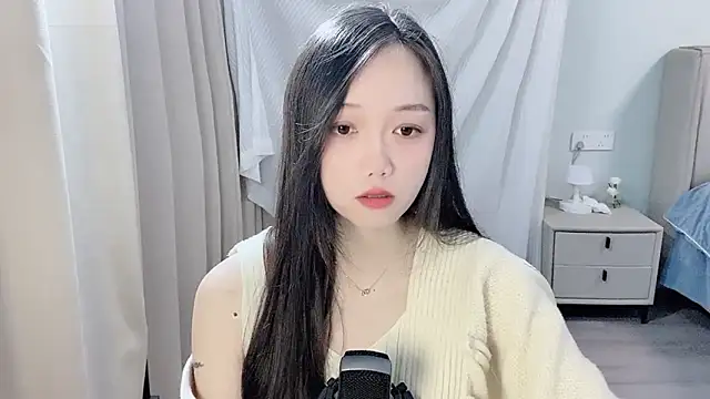 BoiI2u online show from January 14, 9:36 am