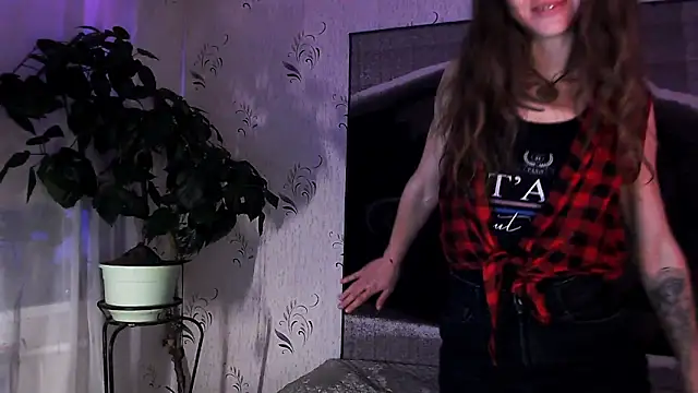 Personal Bulldozer online show from December 19, 4:43 pm