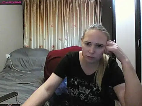 JenniDeep online show from February 26, 5:34 pm