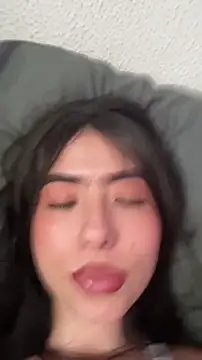 Sammydoll1 online show from December 17, 8:24 pm