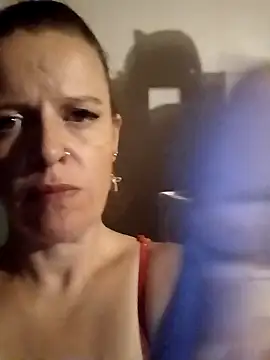 ItIsMeMM143 online show from November 13, 7:51 am