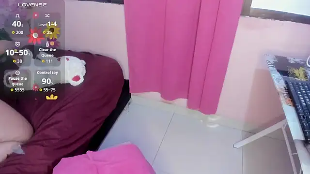 Dana Scully online show from December 18, 1:05 pm