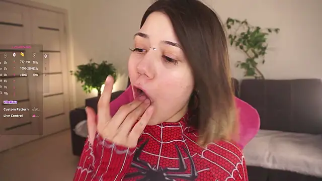 RoxannaCarver online show from February 21, 7:20 am