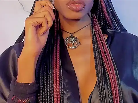 aprille15 online show from December 18, 1:21 am