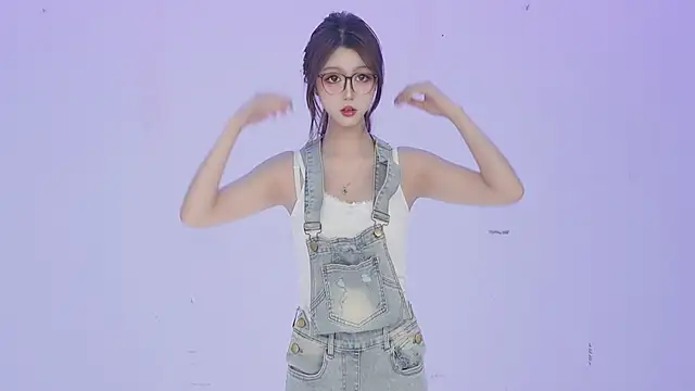 STY-0089 online show from March 17, 5:44 am