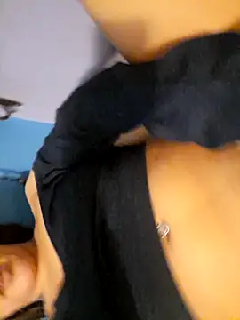 monalily online show from November 21, 12:56 am